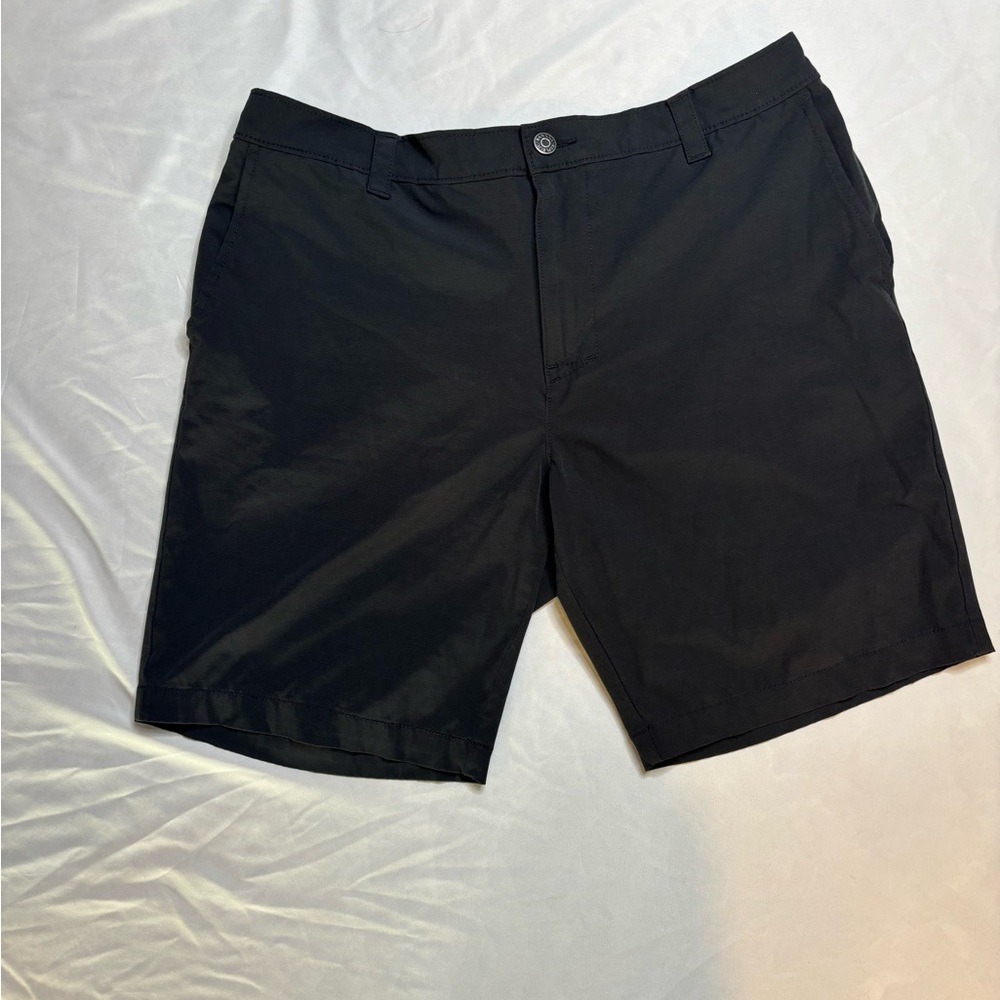 Banana Republic Men's Black Hybrid  Shorts Size 36